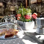 Casa Montalgallo 4*